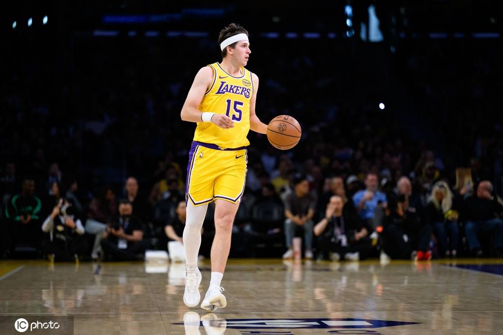 追梦:里夫斯受伤让他躲过了季后赛硬仗 他的大合同稳了